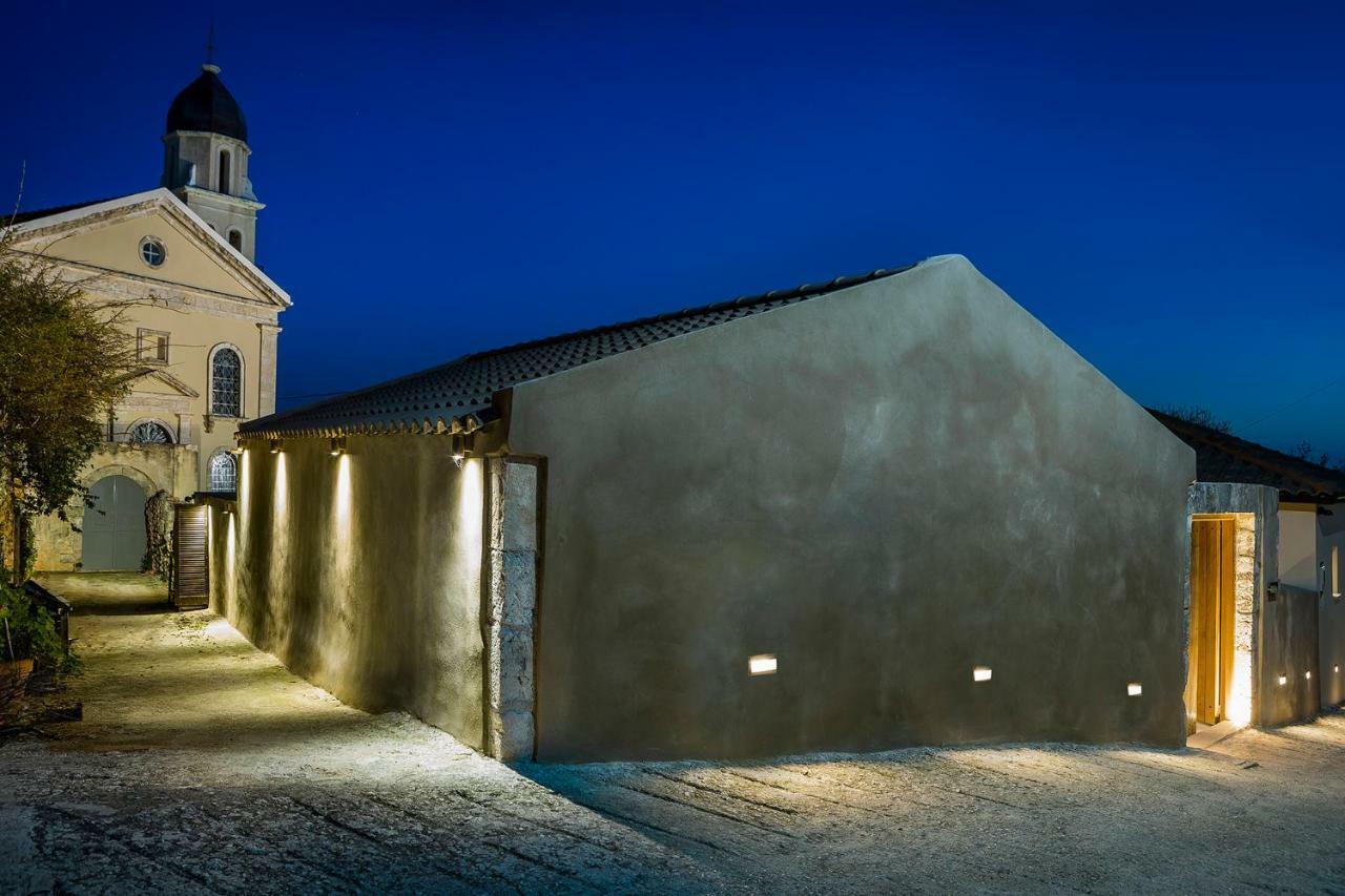 Villa Daniela - Saint Nikolas Retreat Faraklata Buitenkant foto
